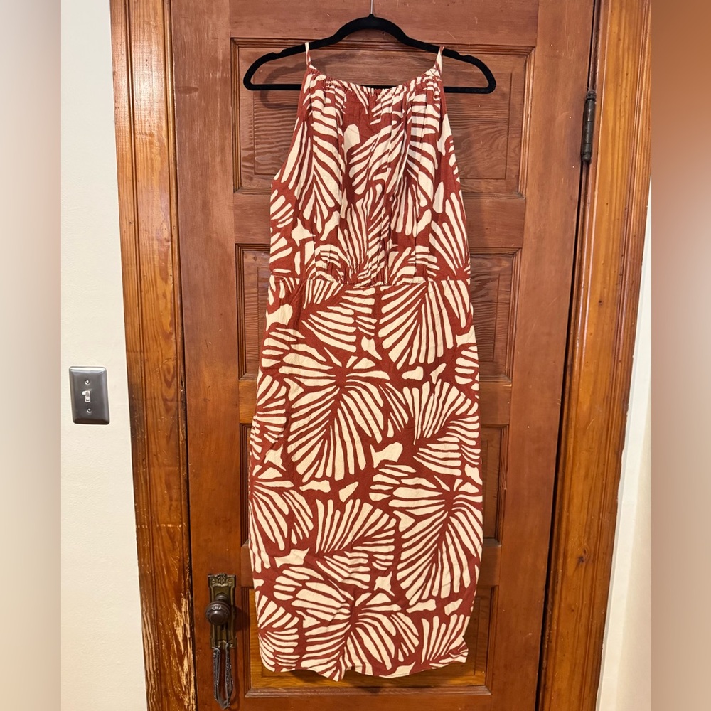 Banana Republic Brown and Cream Leaf Print Midi Dress